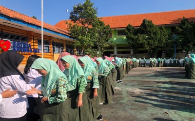 SMPN 2 Pandaan Gelar Kegiatan Halal Bihalal di Hari Raya Idulfitri